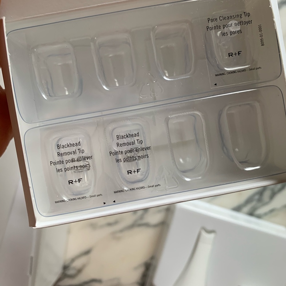 R+F Pore Cleansing MD System - Picture 7 of 9